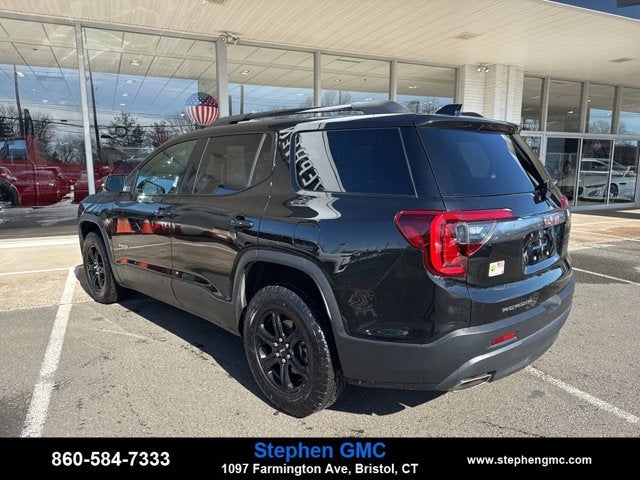 2023 GMC Acadia AT4