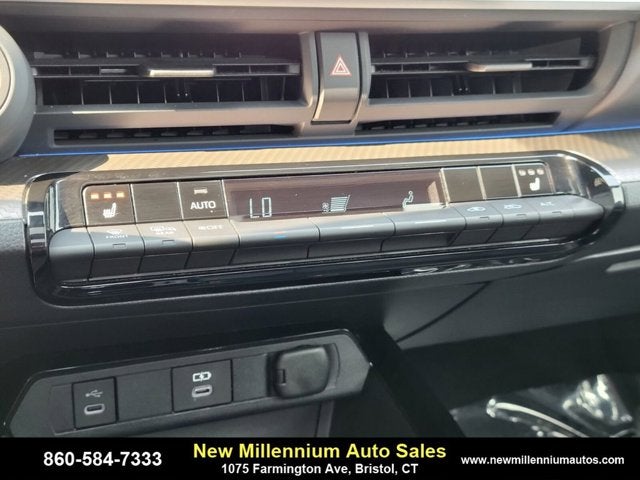 2024 Toyota Prius XLE