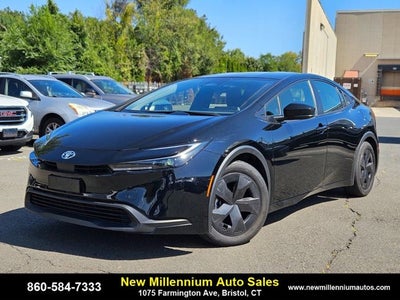 2024 Toyota Prius LE