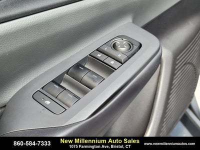 2023 Toyota Prius LE