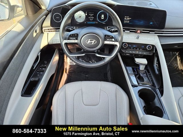 2024 Hyundai Elantra Limited