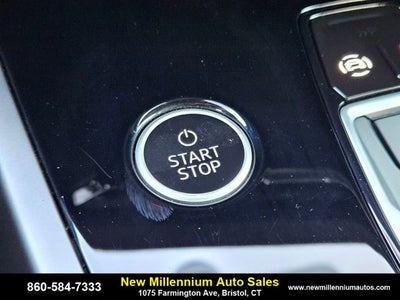 2025 Audi Q4 e-tron Premium