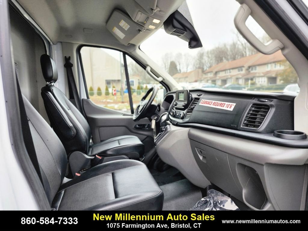 2022 Ford Transit Cutaway Base