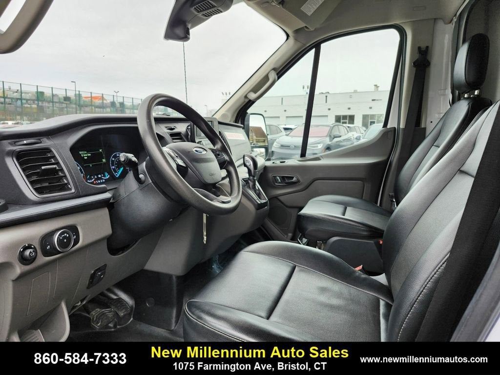 2022 Ford Transit Cutaway Base