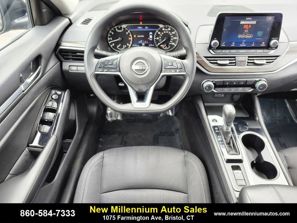 2023 Nissan Altima 2.5 SV