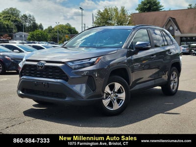 2022 Toyota RAV4 XLE