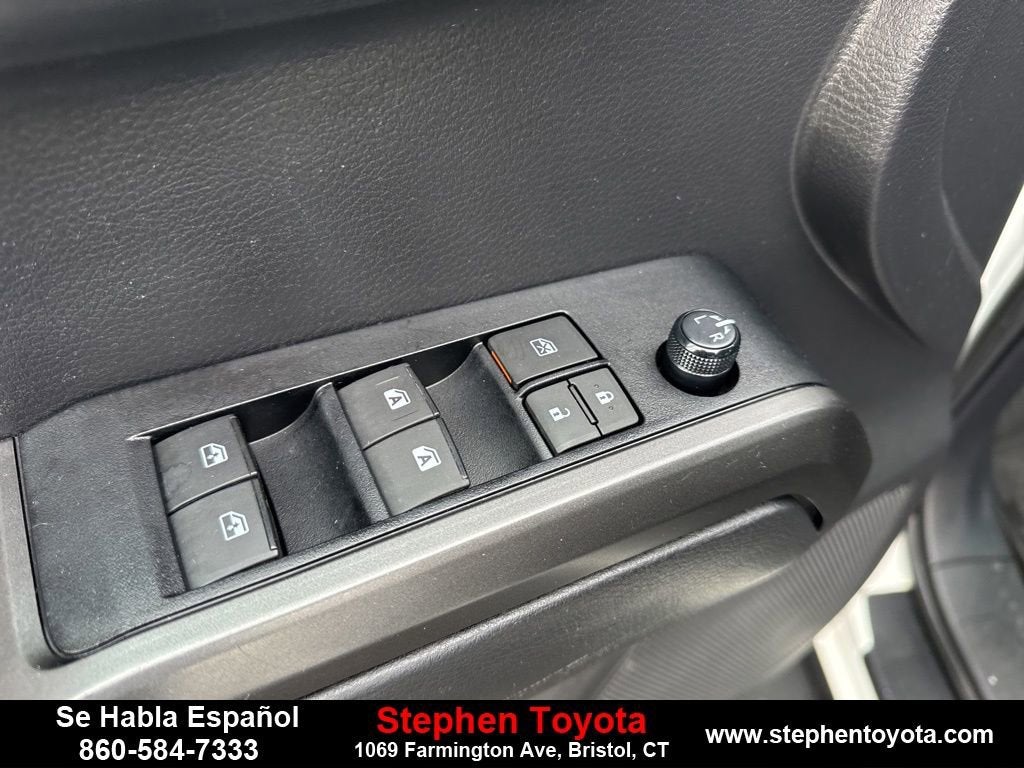 2022 Toyota Tacoma 4WD SR5