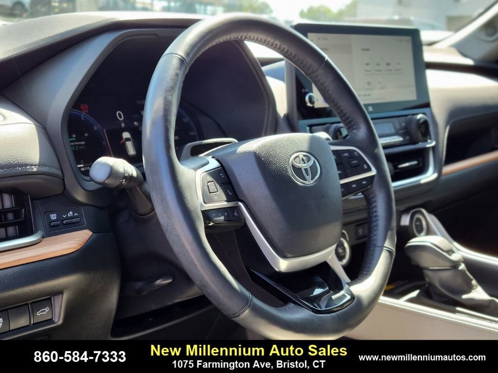 2024 Toyota Grand Highlander Platinum