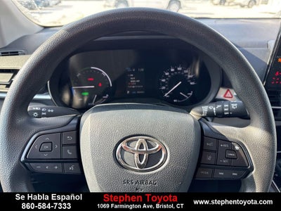 2024 Toyota Sienna LE