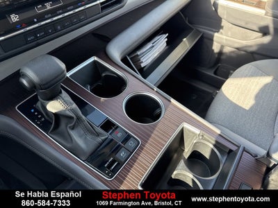 2024 Toyota Sienna LE