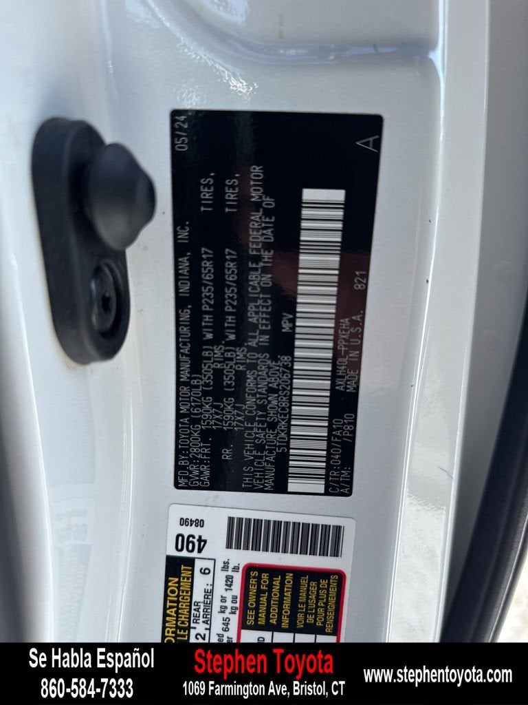 2024 Toyota Sienna LE