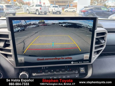 2022 Toyota Tundra 4WD SR5