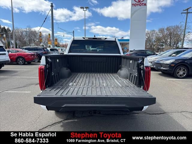 2022 Toyota Tundra 4WD SR5