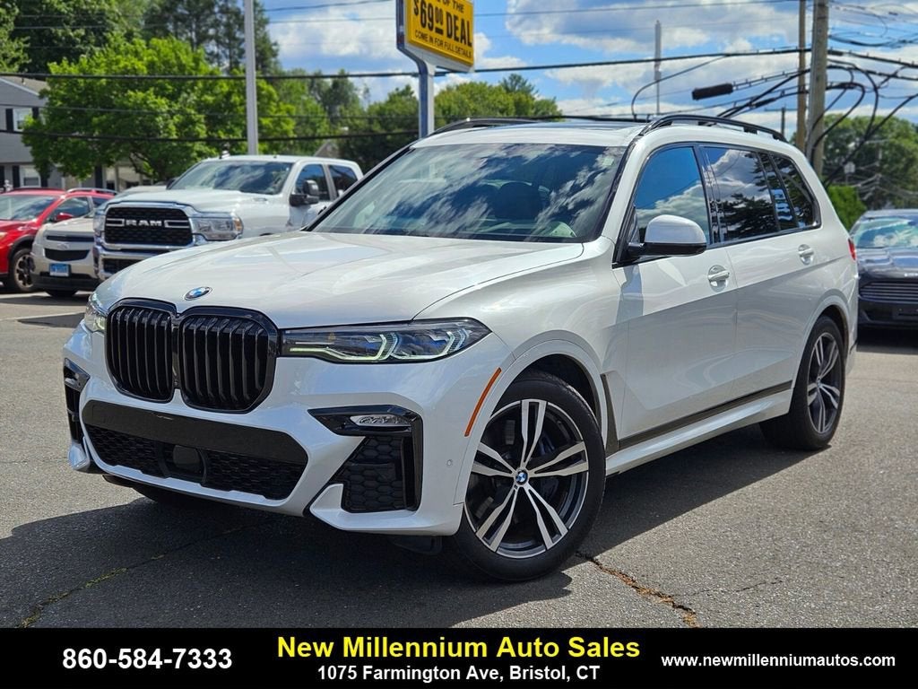 2021 BMW X7 M50i