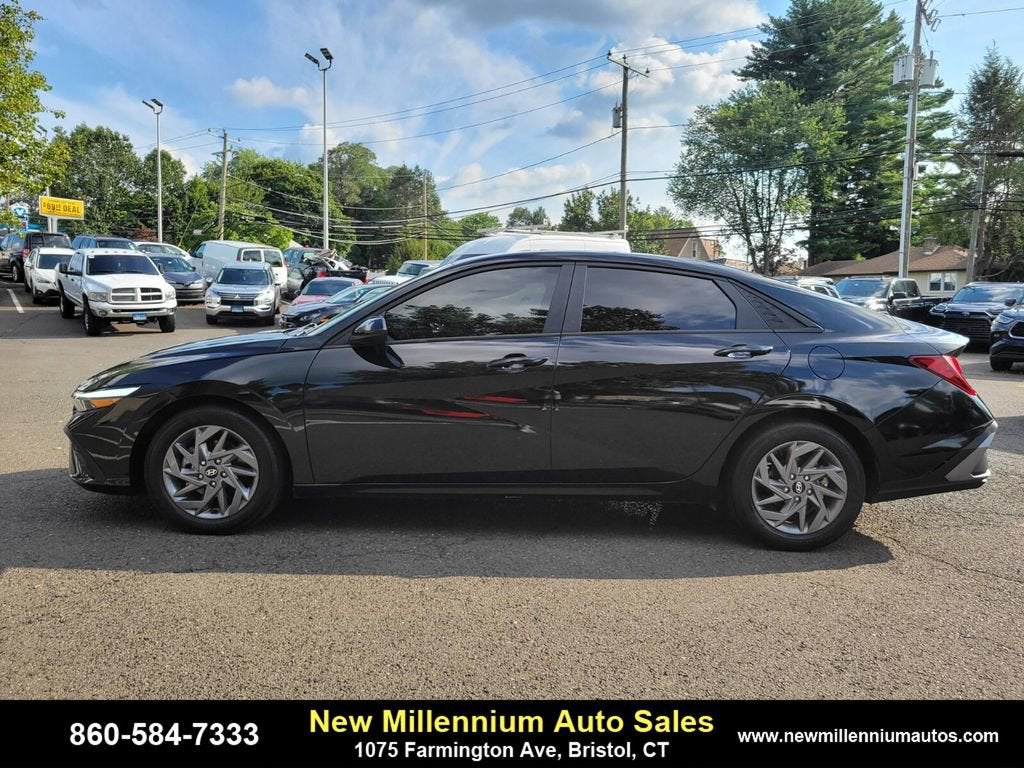 2024 Hyundai Elantra SEL