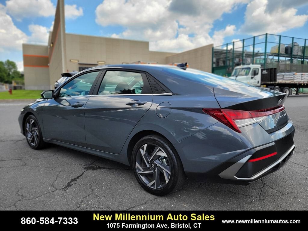 2025 Hyundai Elantra SEL Convenience