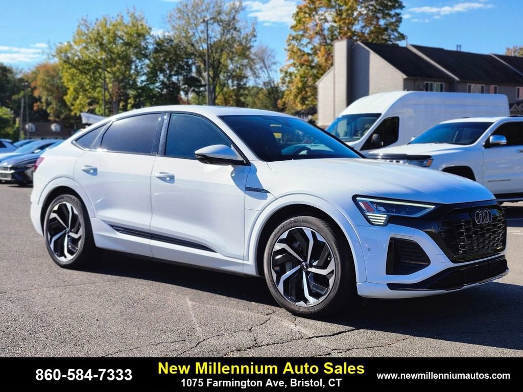 2024 Audi Q8 e-tron Sportback S line Prestige