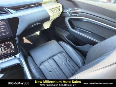 2024 Audi Q8 e-tron Sportback S line Prestige