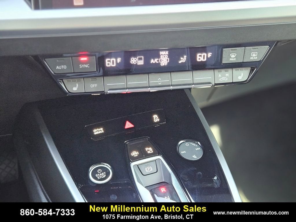 2025 Audi Q4 e-tron Premium